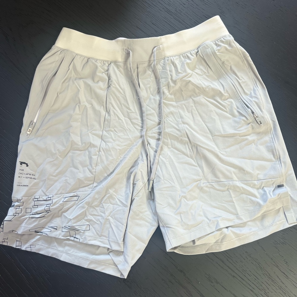 lululemon athletica Men's Light Gray Athletic Shorts
